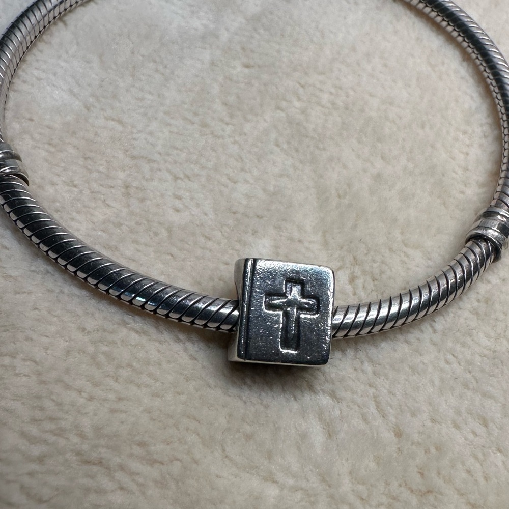 Pandora Bible ALE 925 Retired #790261
